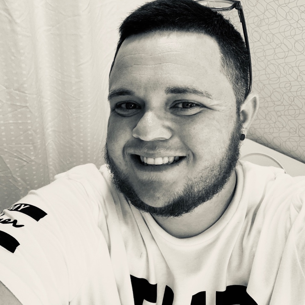 Meet your Posher, Seth
